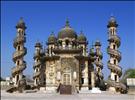 Bahauddin Makbara, Junagadh